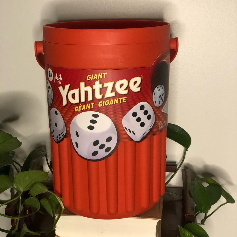 Hasbro Giant Yahtzee Party Bucket in Red